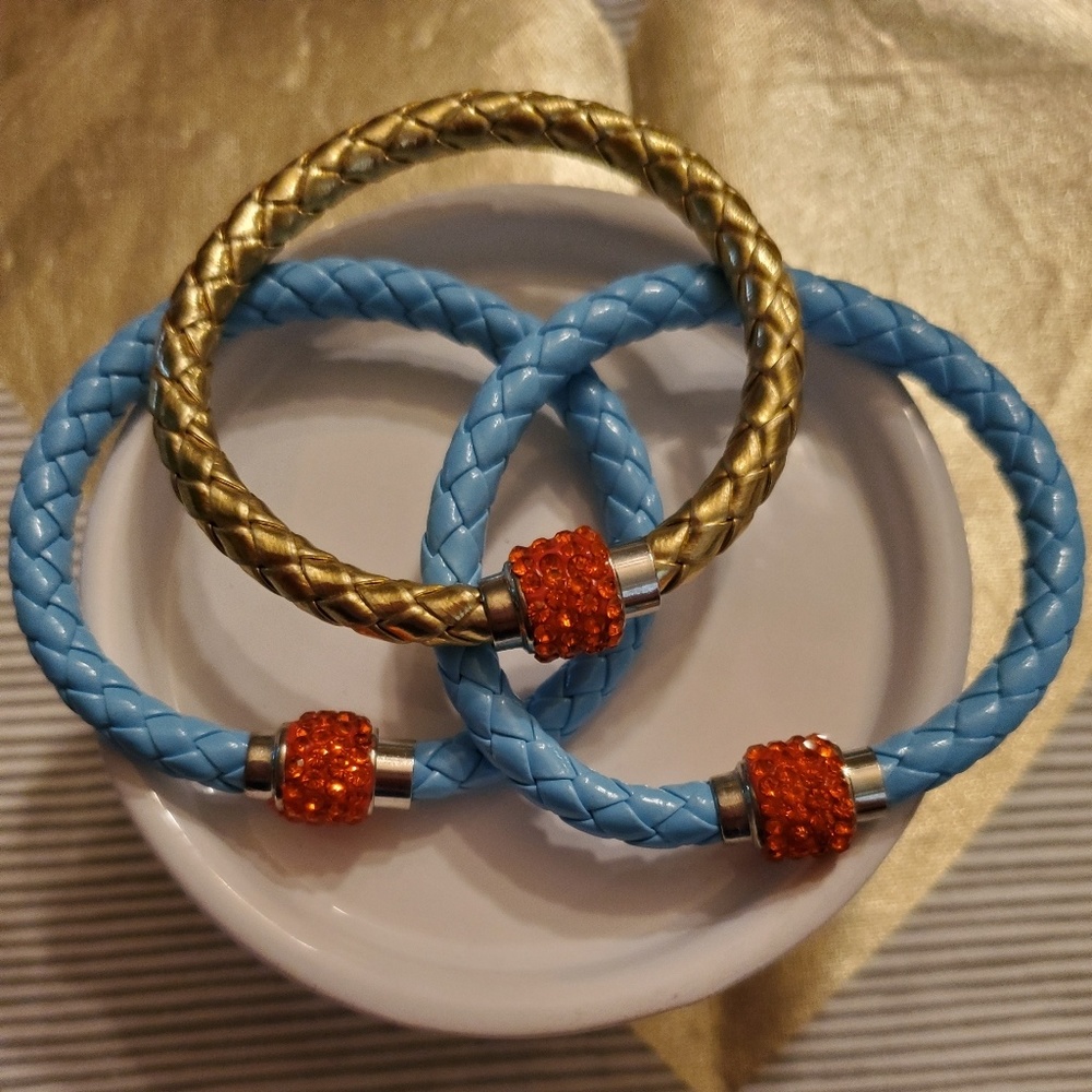 NWOT 3 Leather Magnetic bracelets